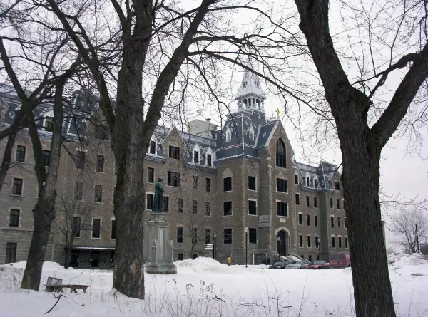 View of Sainte-Thérèse